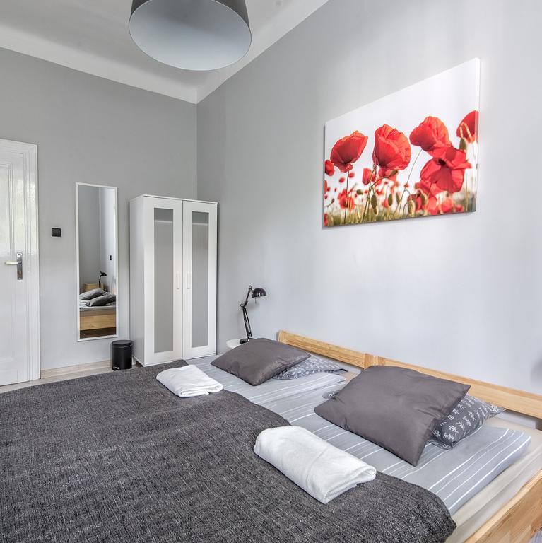 Old Town Apart Apartment คราคูฟ ภายนอก รูปภาพ