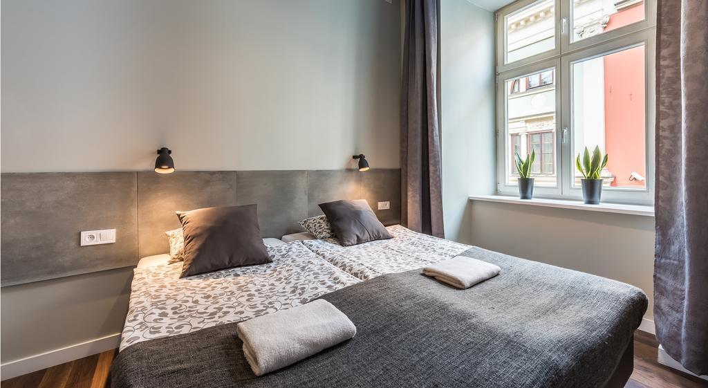 Old Town Apart Apartment คราคูฟ ภายนอก รูปภาพ